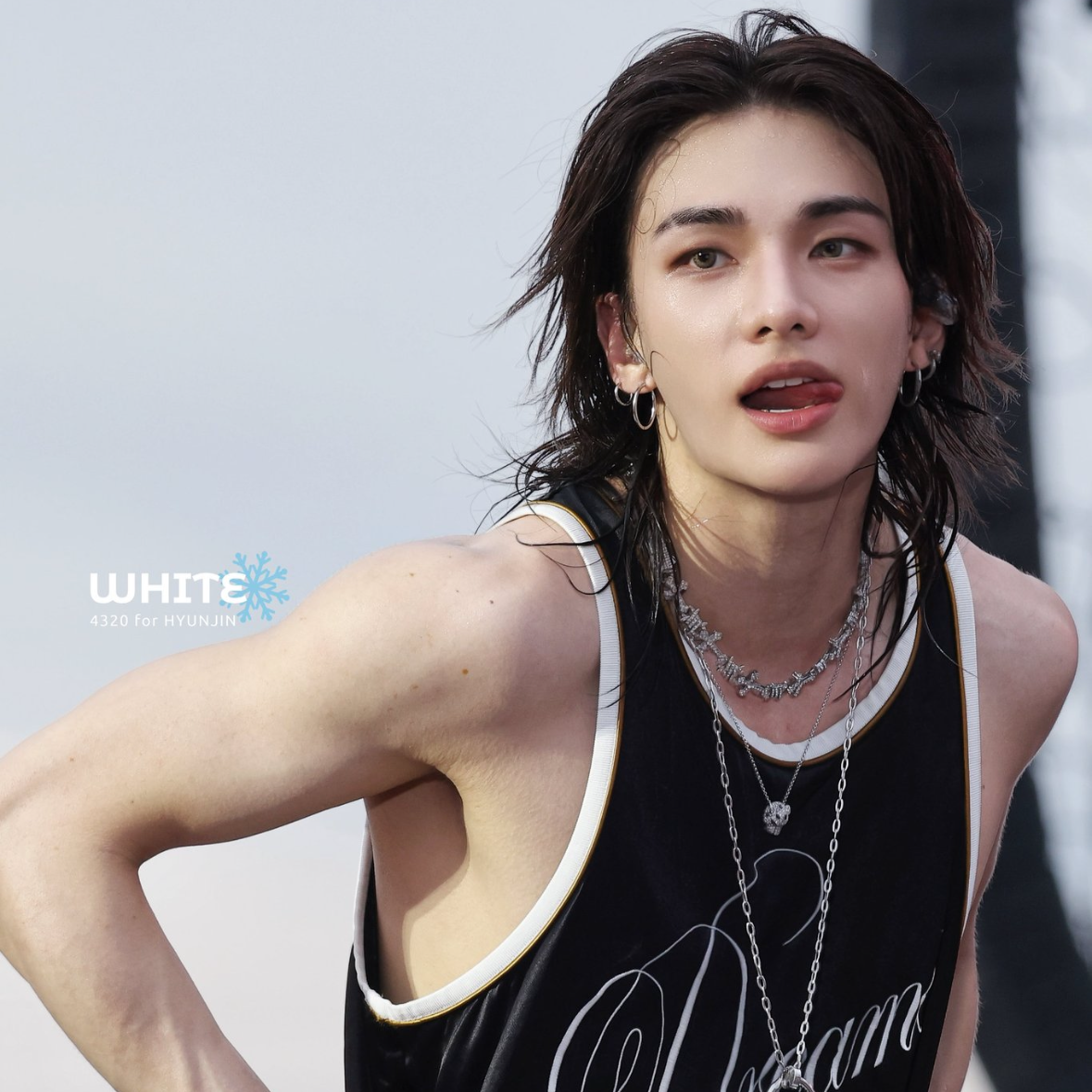 Latest photo of Hyunjin (Stray Kids)