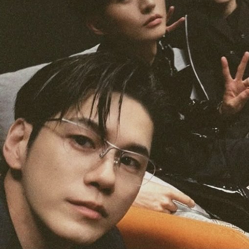 옹성우 최근 활동샷