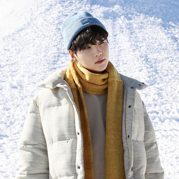 슈가 (방탄소년단)의 최신 사진