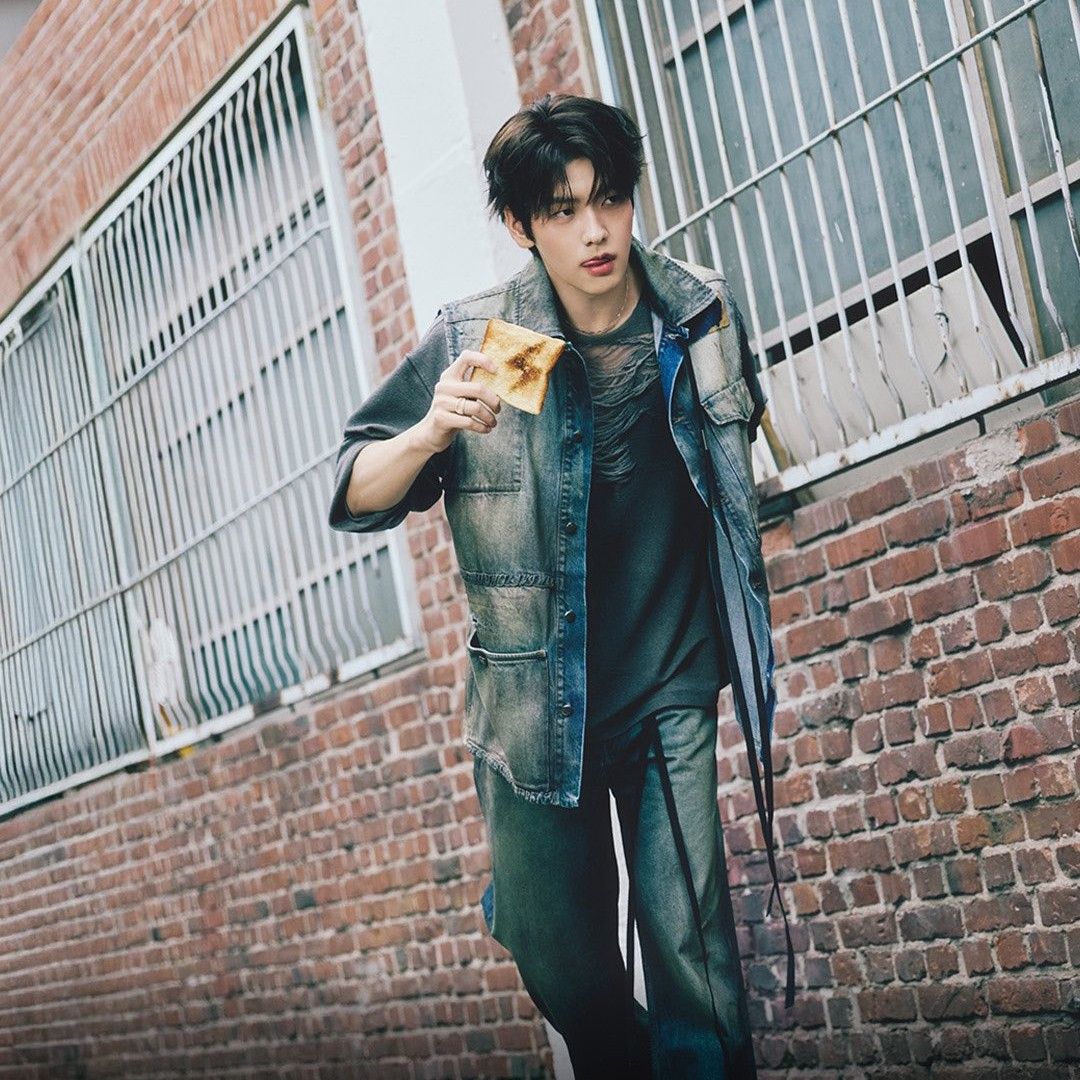 Foto terbaru Soobin (TOMORROW X TOGETHER)