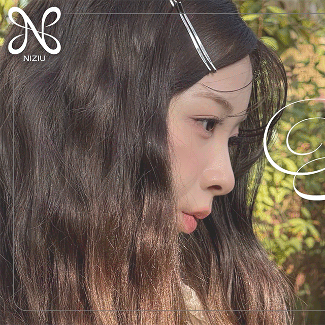 Behind-the-scenes cut of Miihi (NiziU)