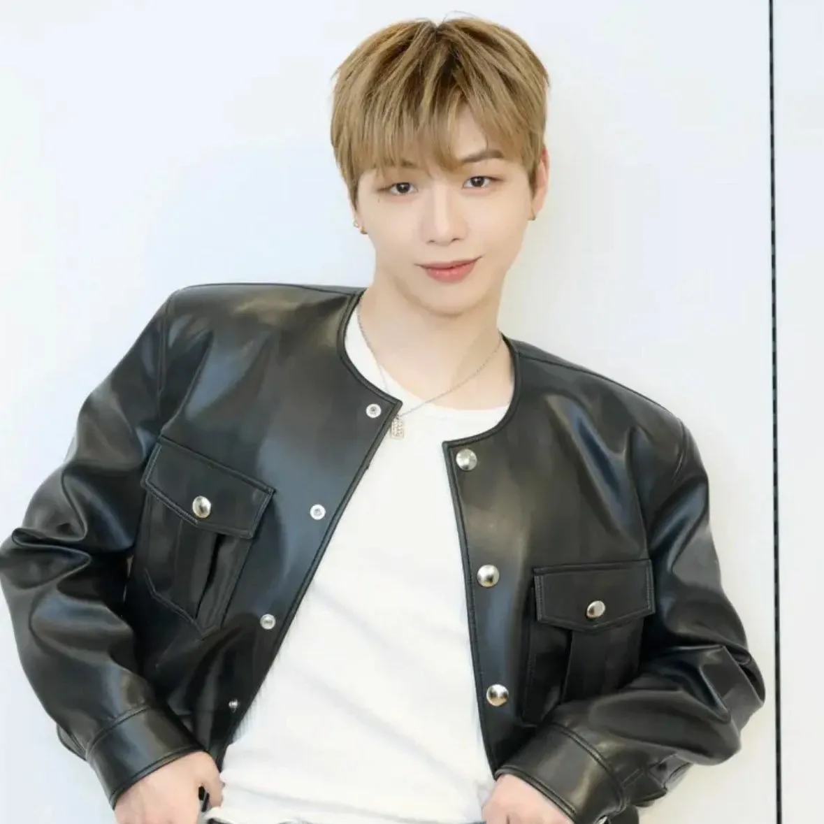 강다니엘의 최신 사진