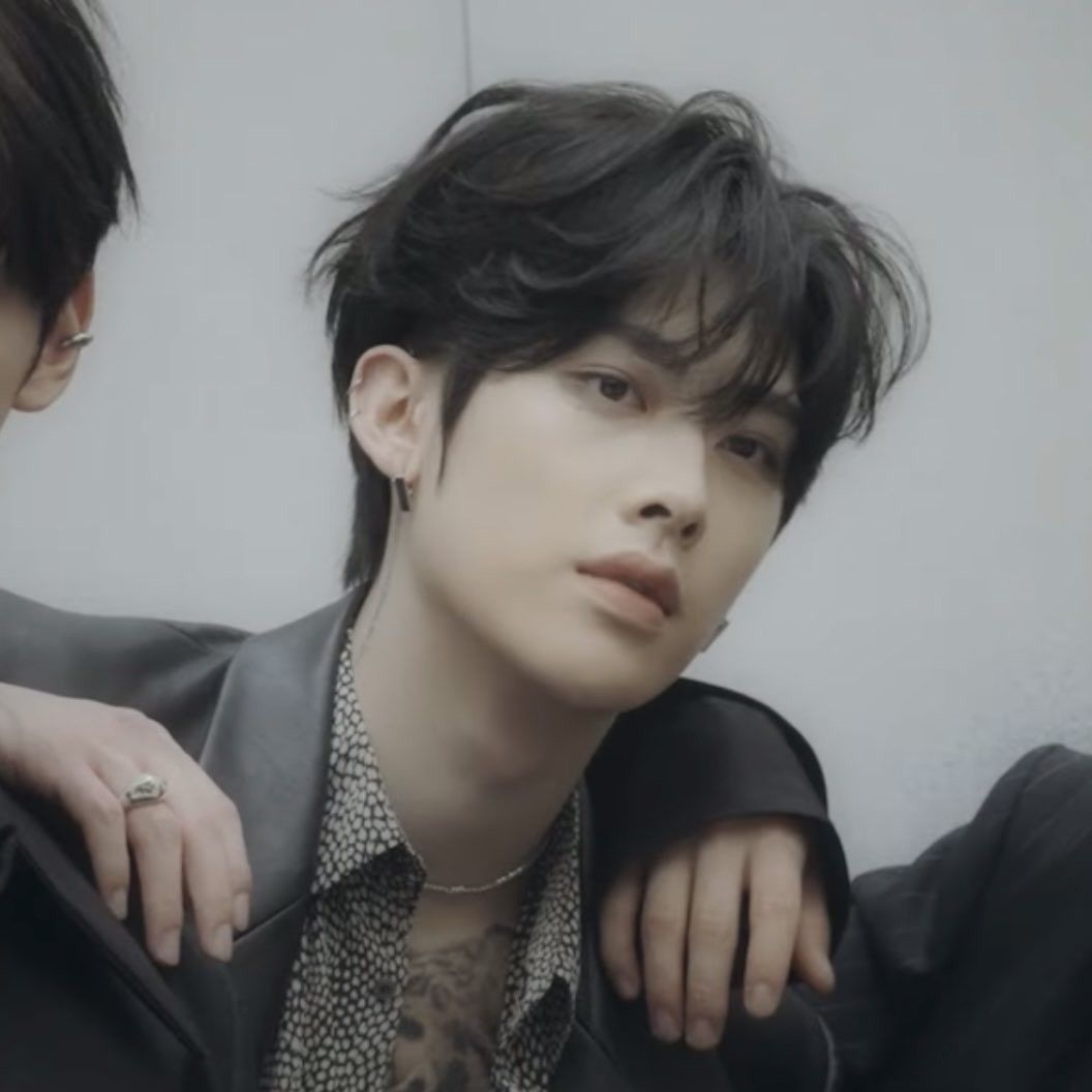 Behind-the-scenes cut of Ricky (ZEROBASEONE)