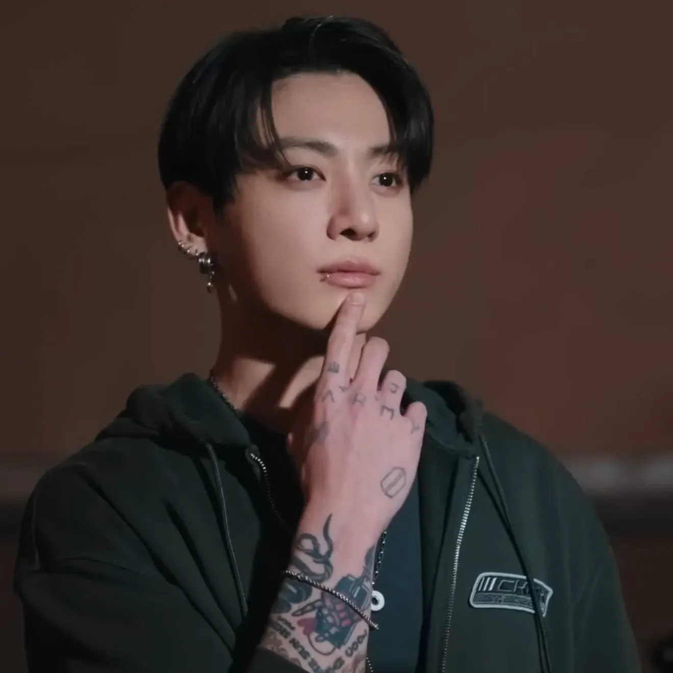 Latest photo of Jungkook (BTS)