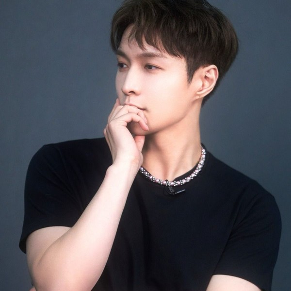 Best moment chosen by Lay (EXO) fandom