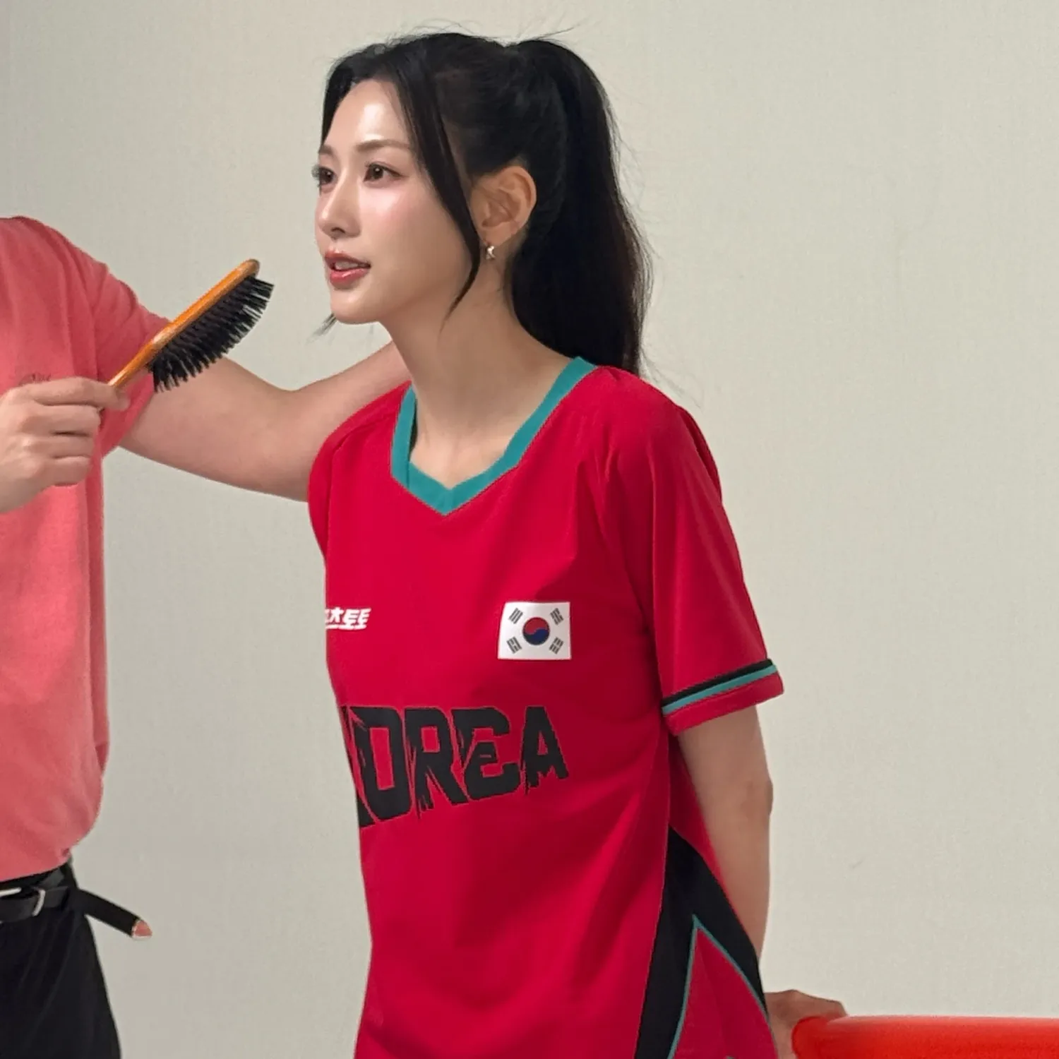 A moment captured by Oh Hayoung (Apink)'s fan