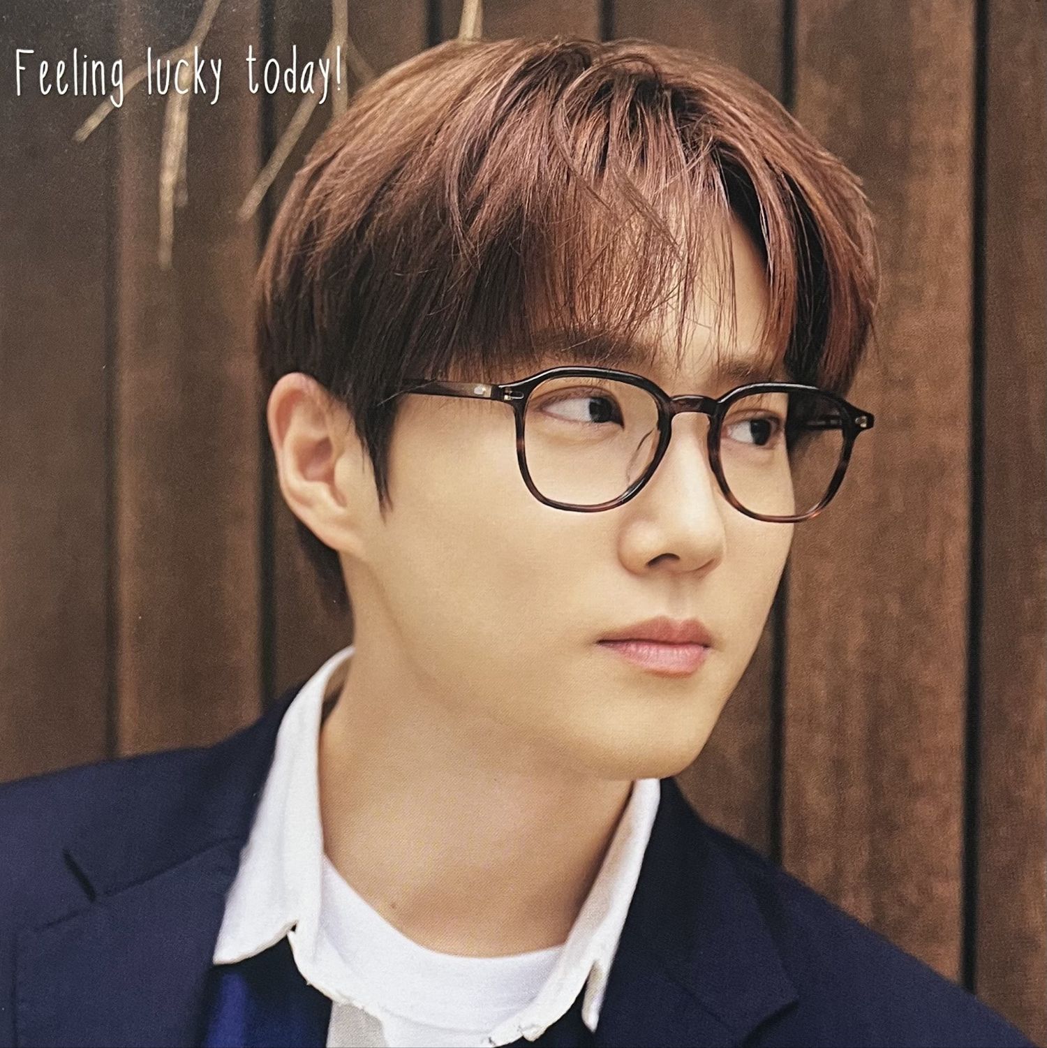 Behind-the-scenes cut of Suho (EXO)