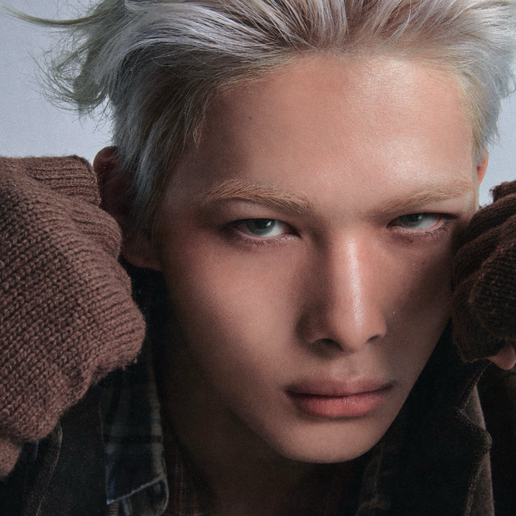 Recent activity shot of NI-KI (ENHYPEN)