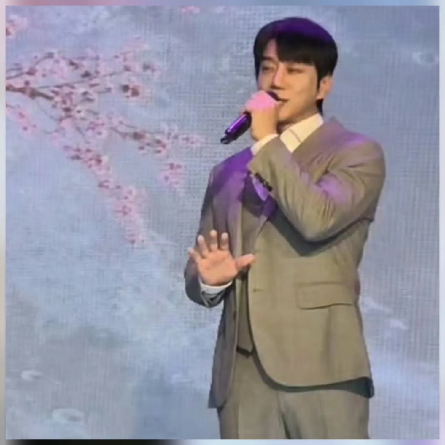 Behind-the-scenes cut of Hwang Chiyeol