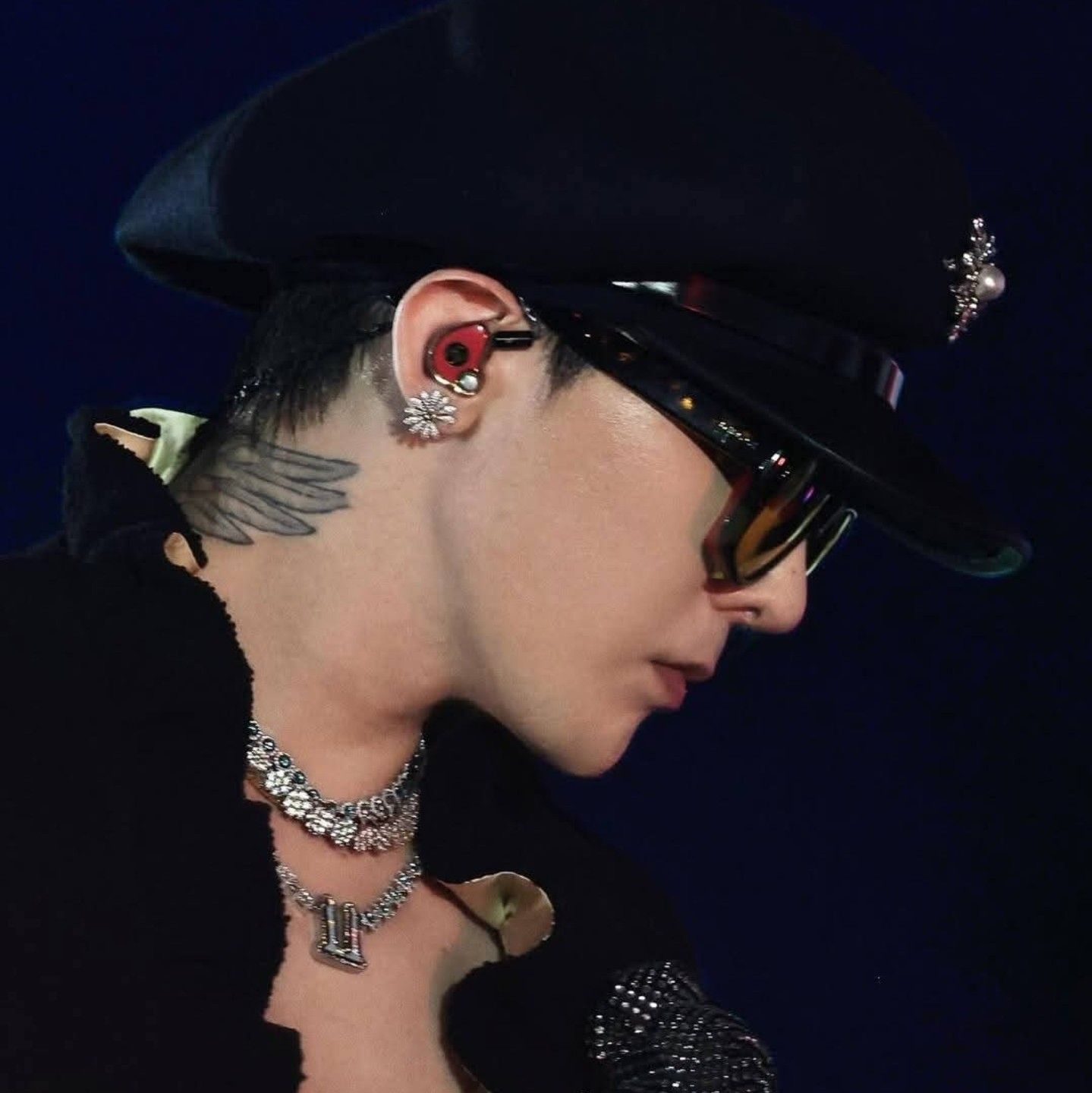 Behind-the-scenes cut of G-DRAGON (BIGBANG)