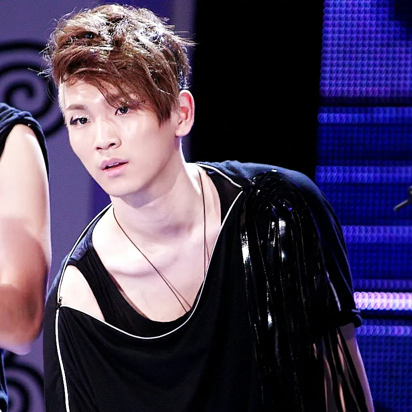 Recent activity shot of SHINee