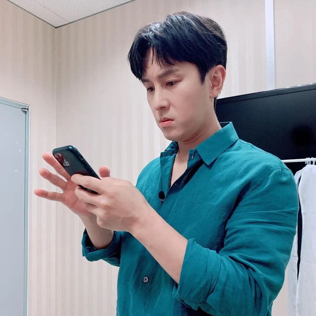Latest photo of Kim Dongwan (SHINHWA)