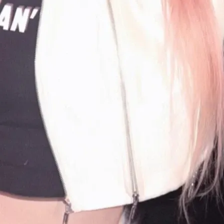 ガウル (IVE)の舞台裏ショット