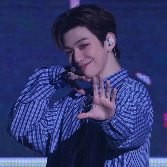 강다니엘의 최신 사진