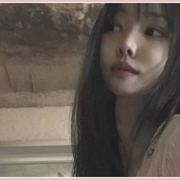 Shining profile picture of Yuju (GFRIEND) on today's Choeaedol