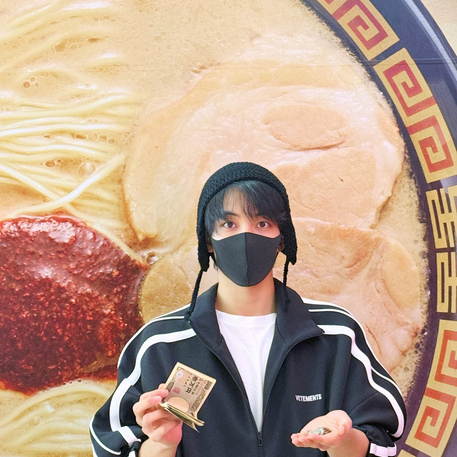 Latest photo of Jeonghan (SEVENTEEN)
