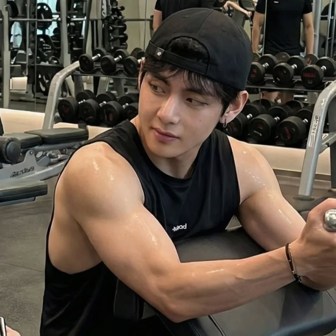 뷔 (방탄소년단)의 비하인드 컷