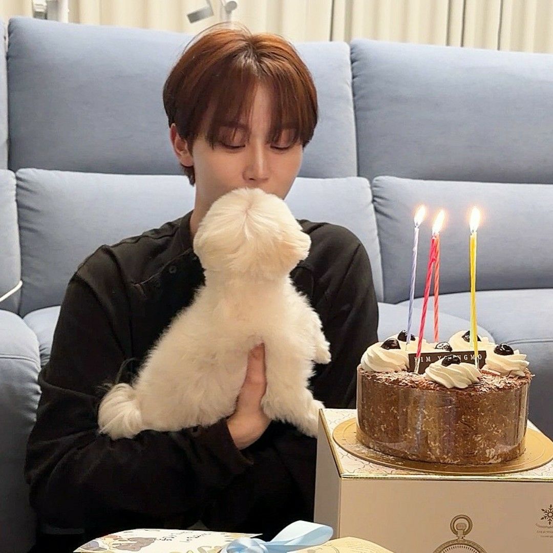 Latest photo of Seungkwan (SEVENTEEN)