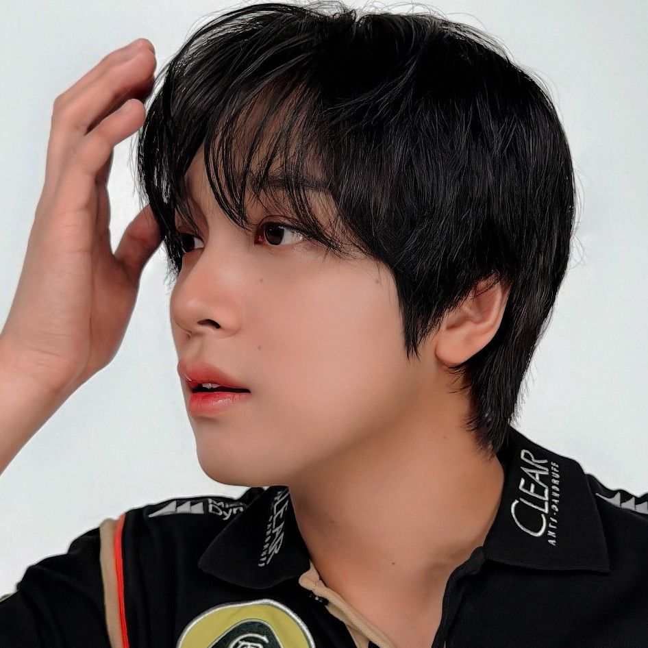 Behind-the-scenes cut of Haechan (NCT 127, NCT DREAM)