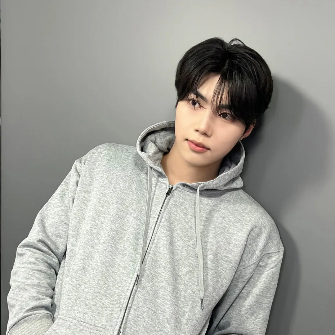 朴乾旭 (ZEROBASEONE)粉絲拍下的瞬間