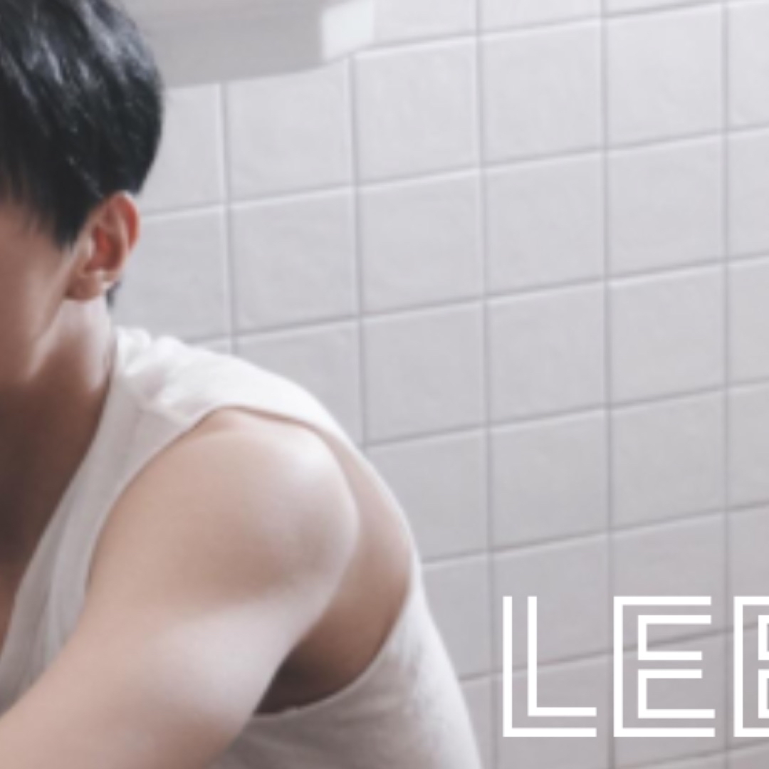 Behind-the-scenes cut of Leejeong (WHIB)