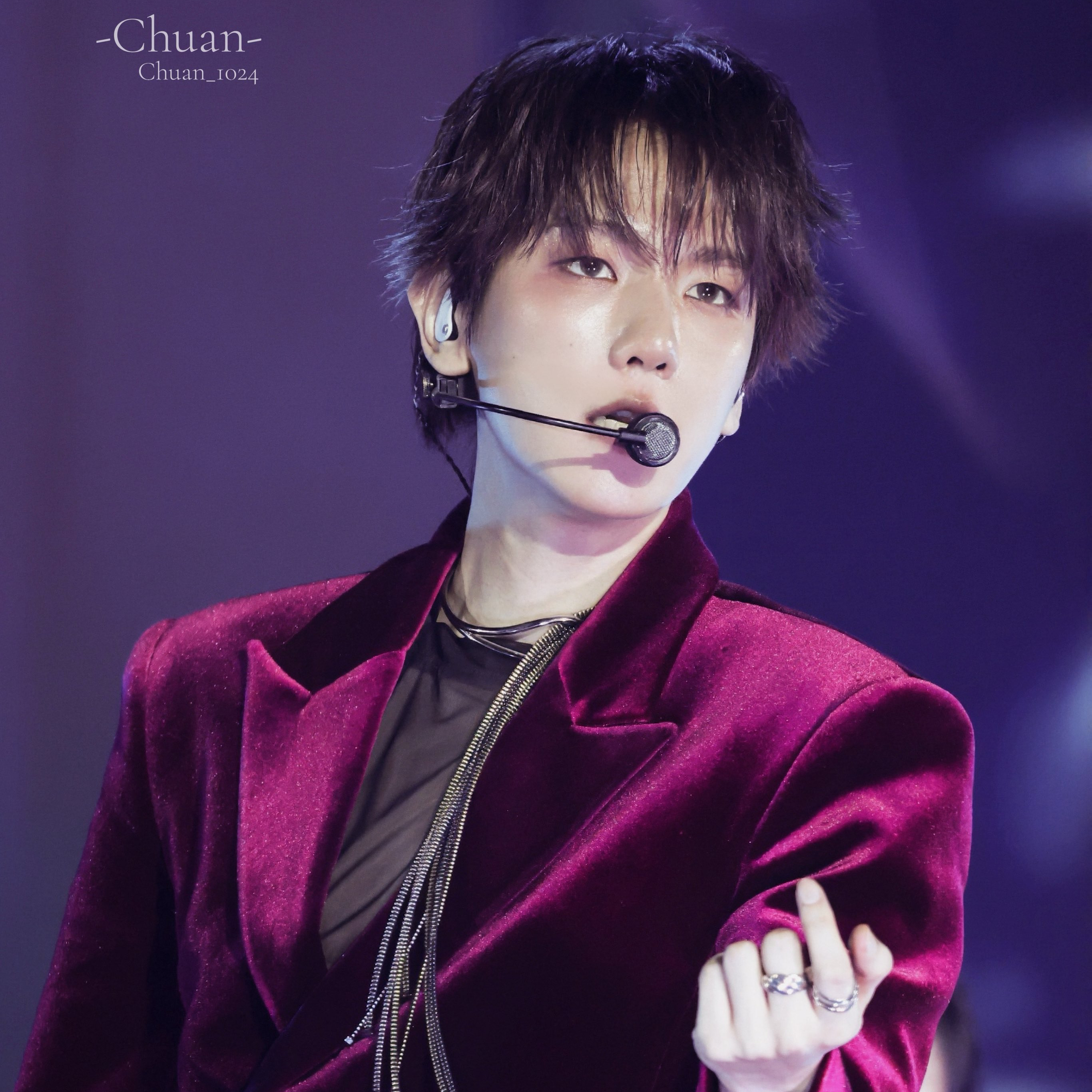 백현 (EXO) 최근 활동샷