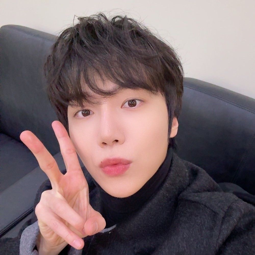 Latest photo of Jinho (PENTAGON)