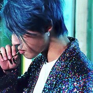 大声 (BIGBANG)的最新照片