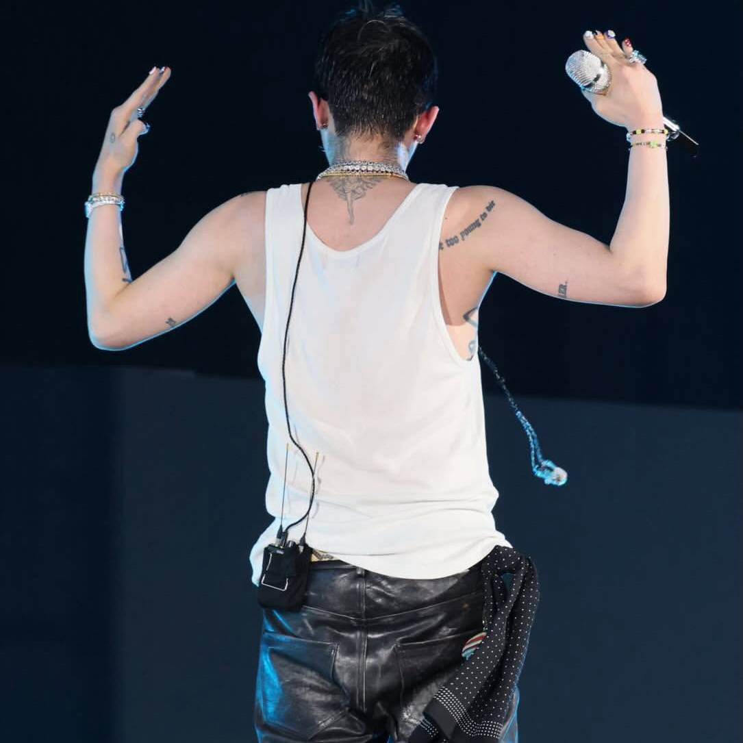 A moment captured by G-DRAGON (BIGBANG)'s fan