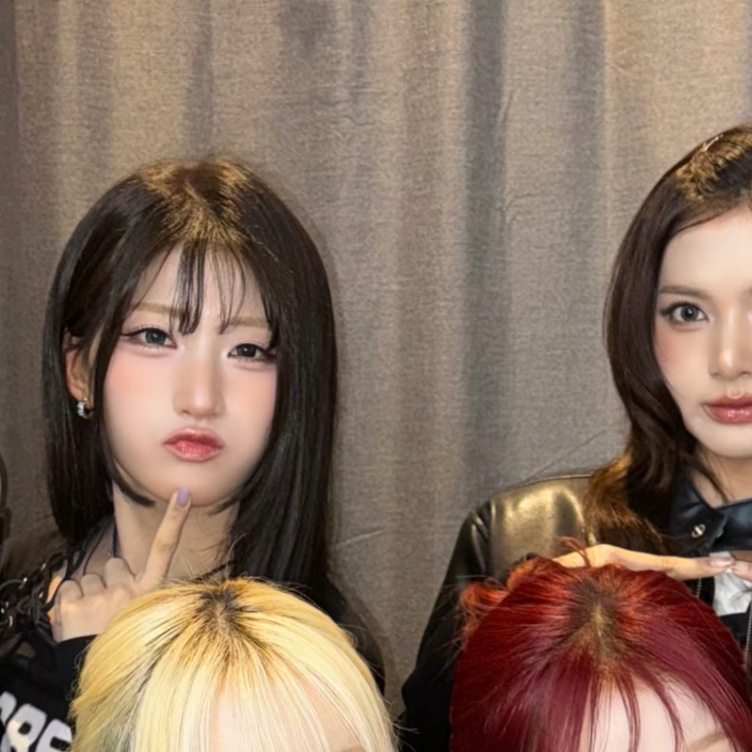 A moment captured by SAY MY NAME's fan