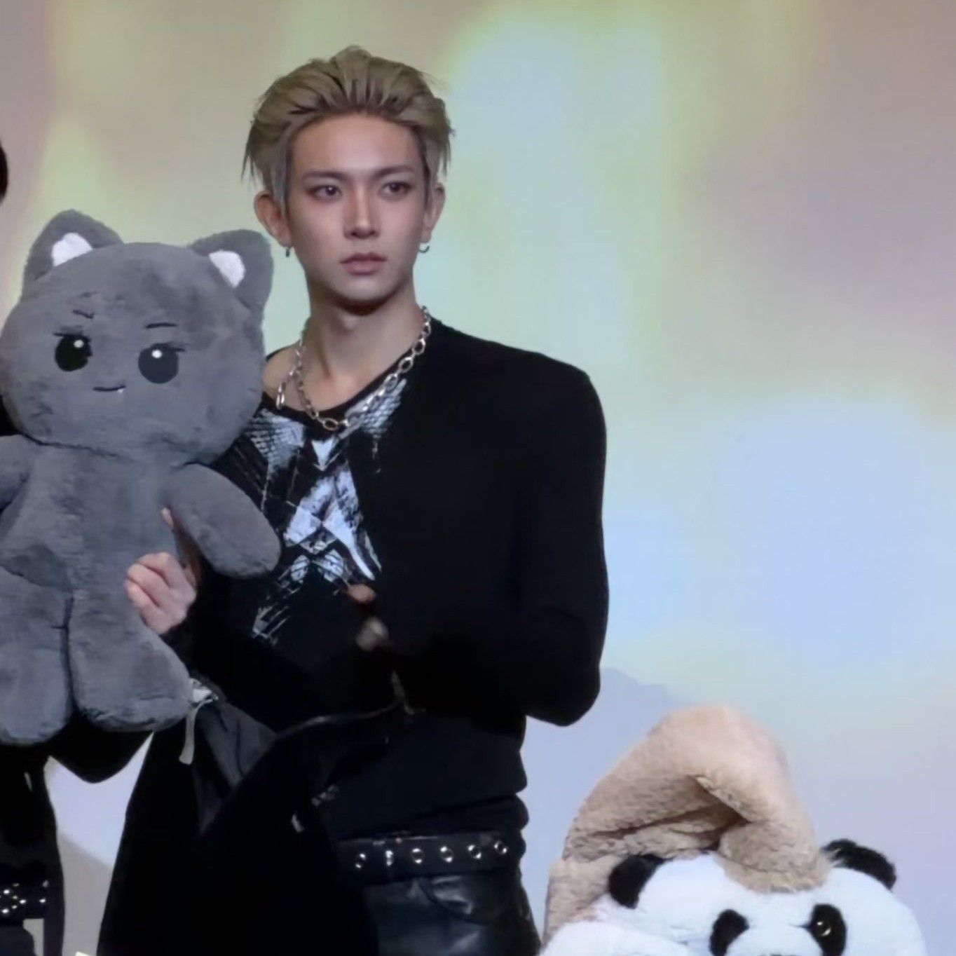 희승 (ENHYPEN)의 비하인드 컷