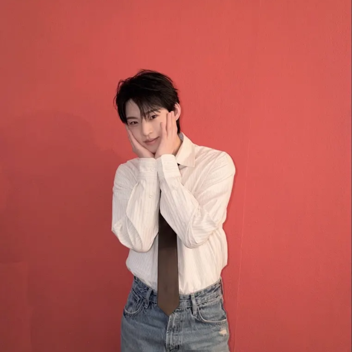 曉珍 (ONF)的最新照片