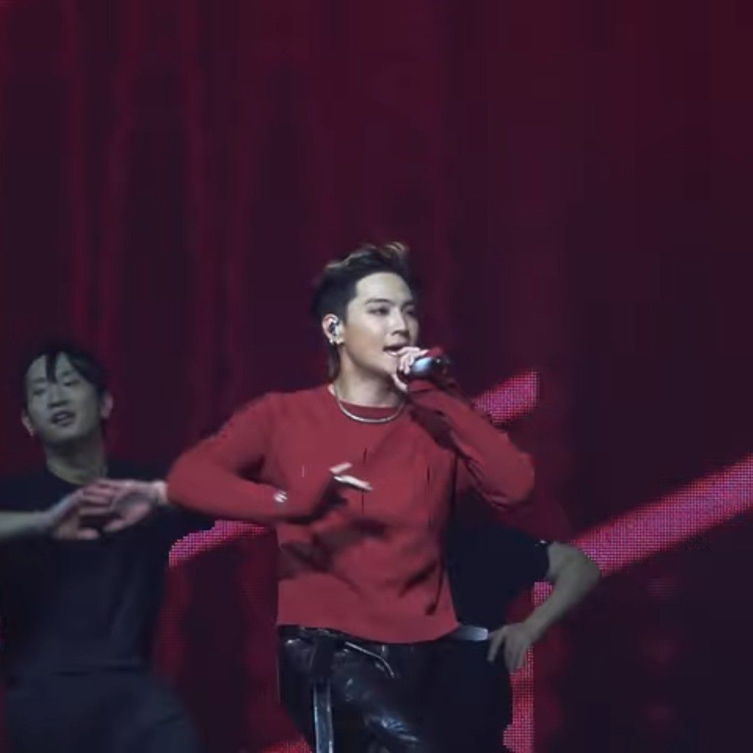 Behind-the-scenes cut of JAY B (GOT7)