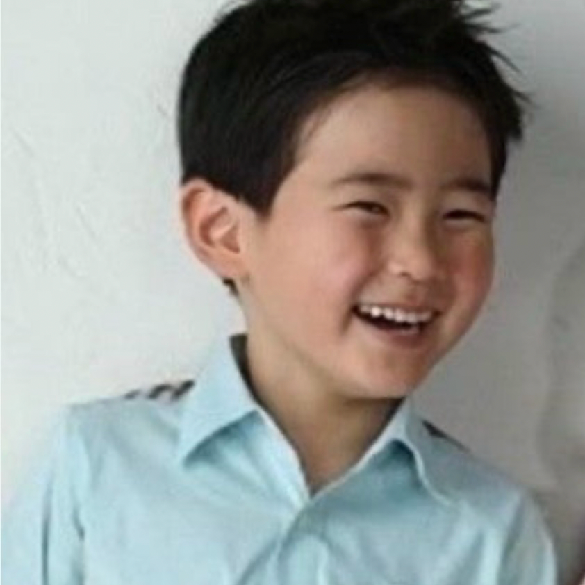 ソン・ハンビン (ZEROBASEONE)の舞台裏ショット