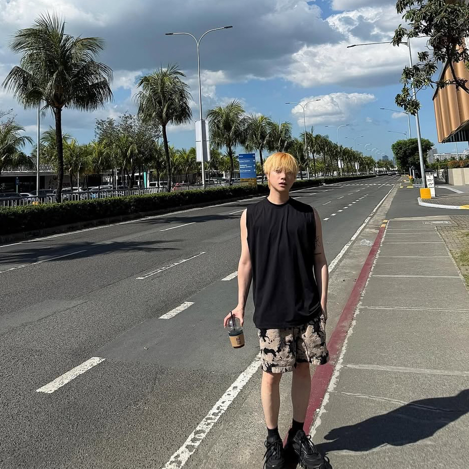 A moment captured by JAY (iKON)'s fan