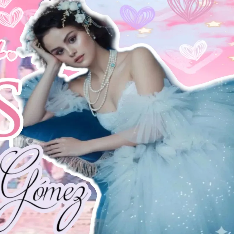 Latest photo of Selena Gomez