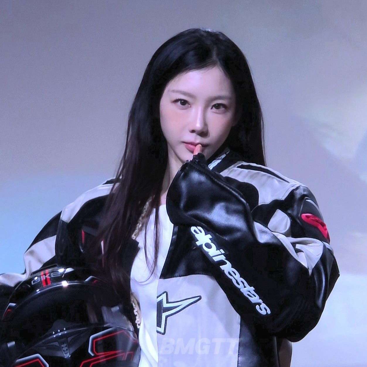 Latest photo of Taeyeon (Girls' Generation)