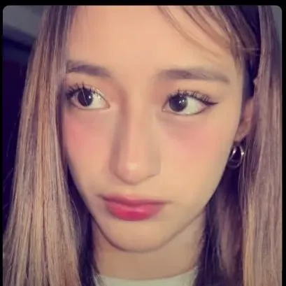 Recent activity shot of Mia (BLINGONE)