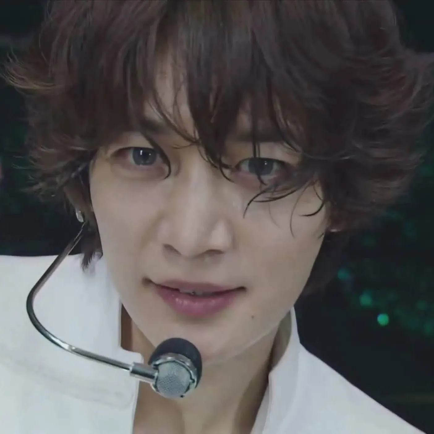 Recent activity shot of Minho (SHINee)