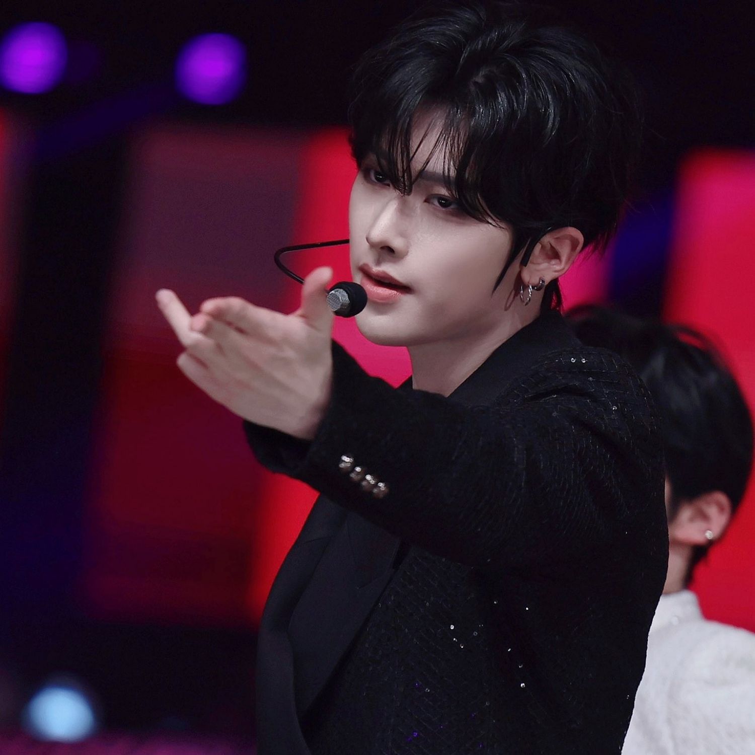 A moment captured by Ricky (ZEROBASEONE)'s fan