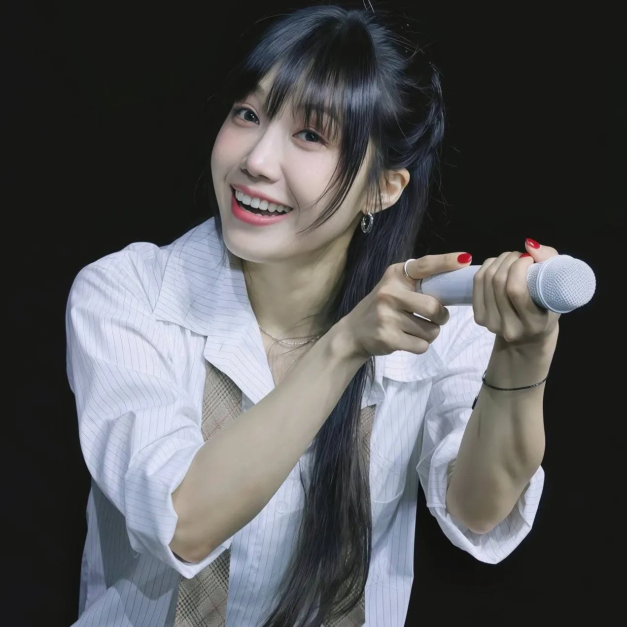 A moment captured by Jeong Eunji (Apink)'s fan