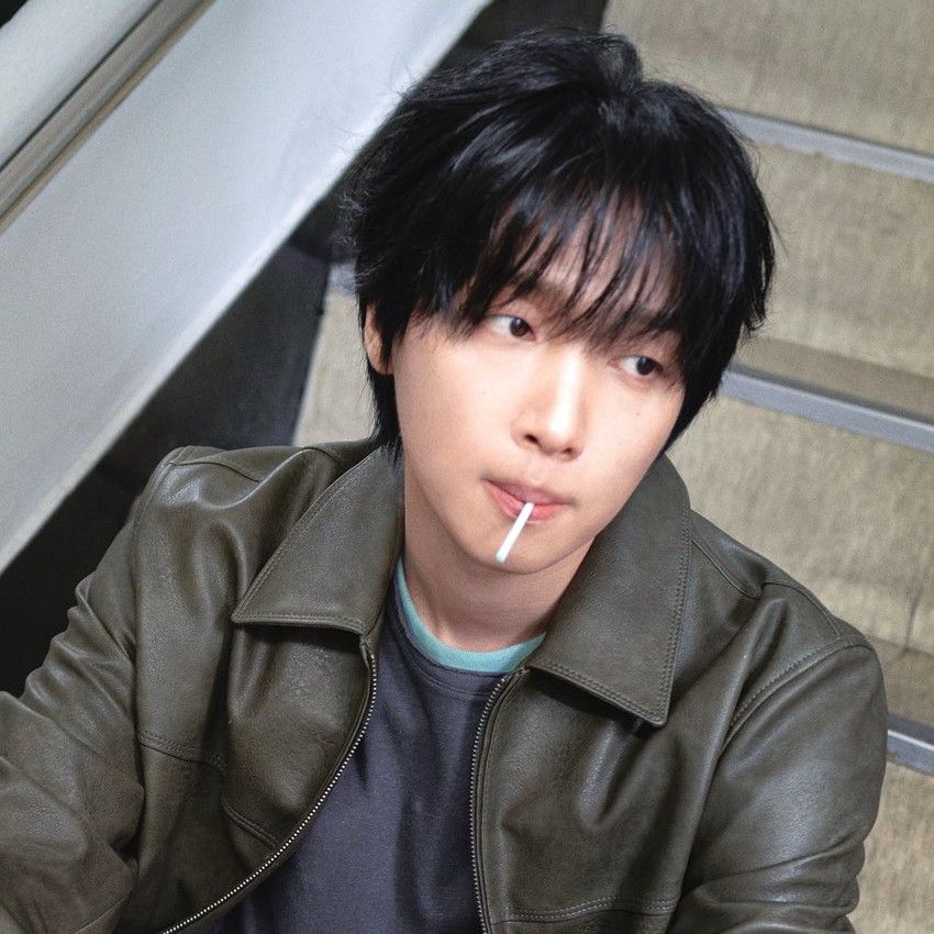 Recent activity shot of Jeong Sewoon