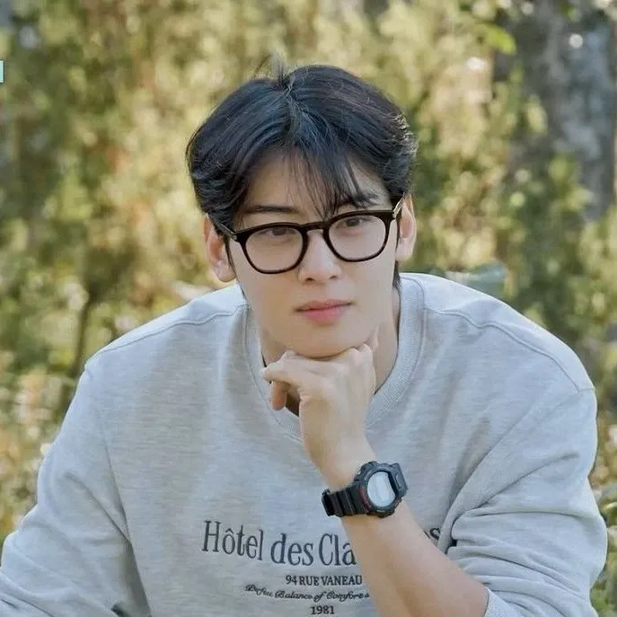 Recent activity shot of Eunwoo (ASTRO)