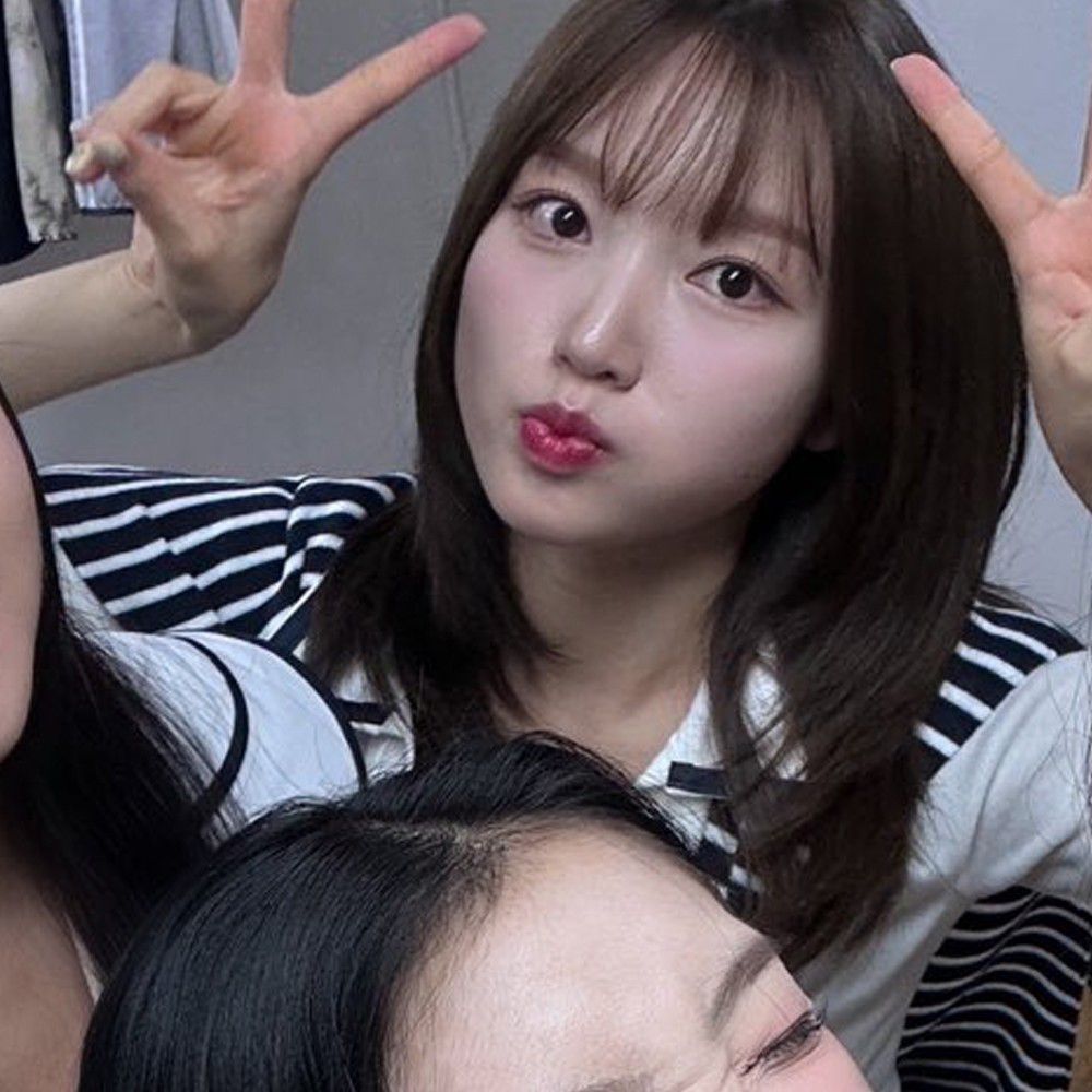 Recent activity shot of Loossemble