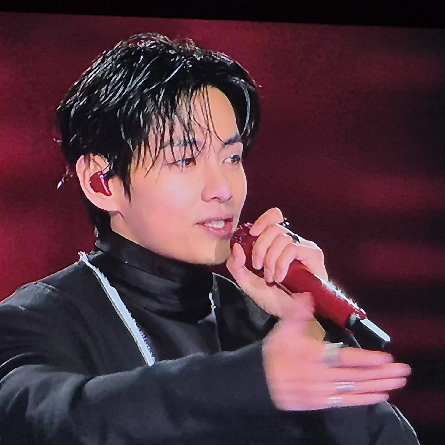 V (BTS)の最新写真