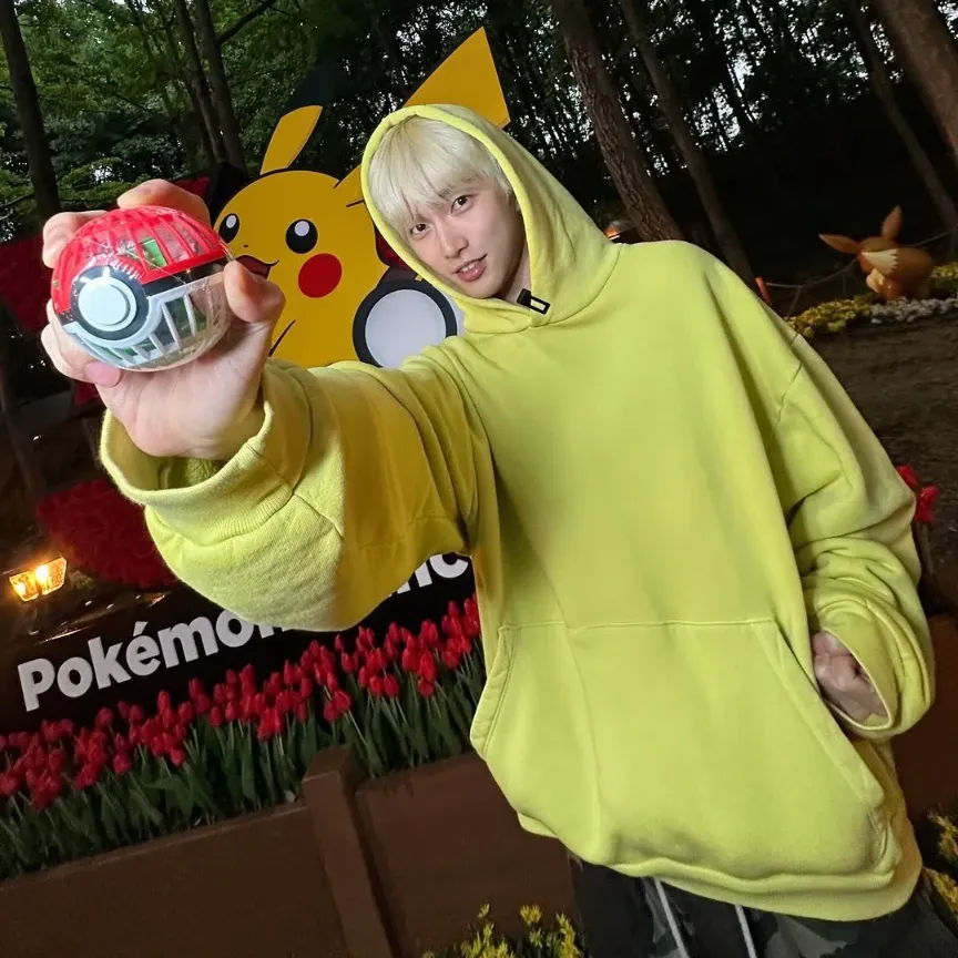 A moment captured by Seunghan's fan