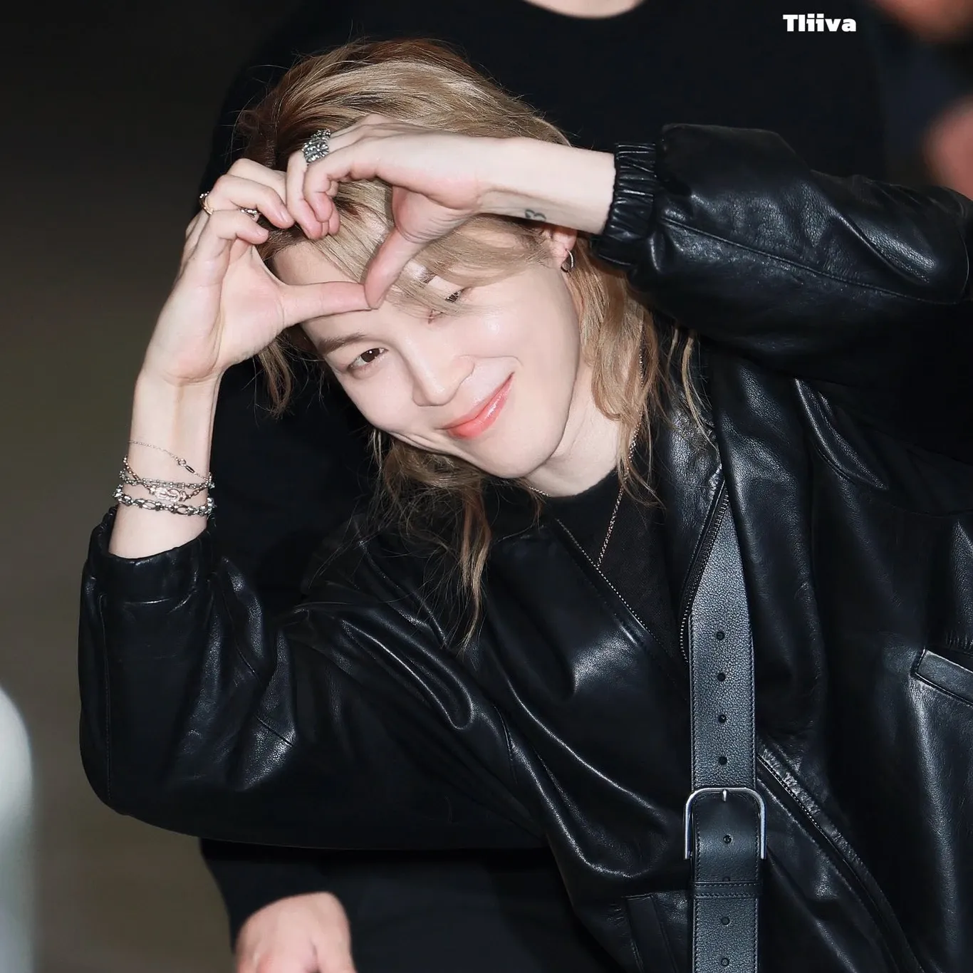 Foto aktivitas terbaru Jimin (BTS)