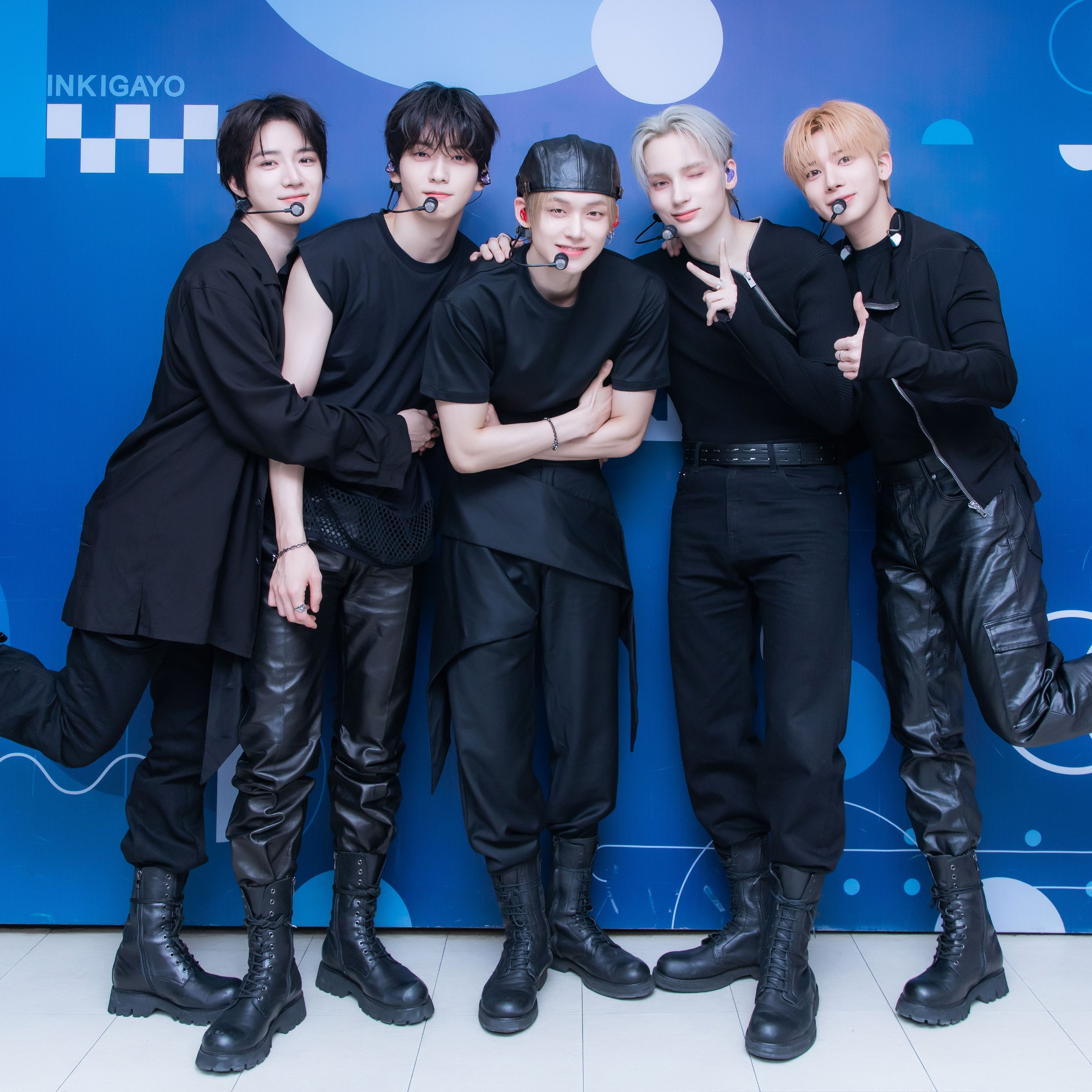 투모로우바이투게더의 비하인드 컷