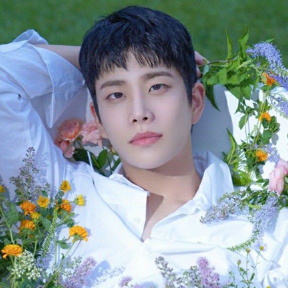 Latest photo of MJ (ASTRO)