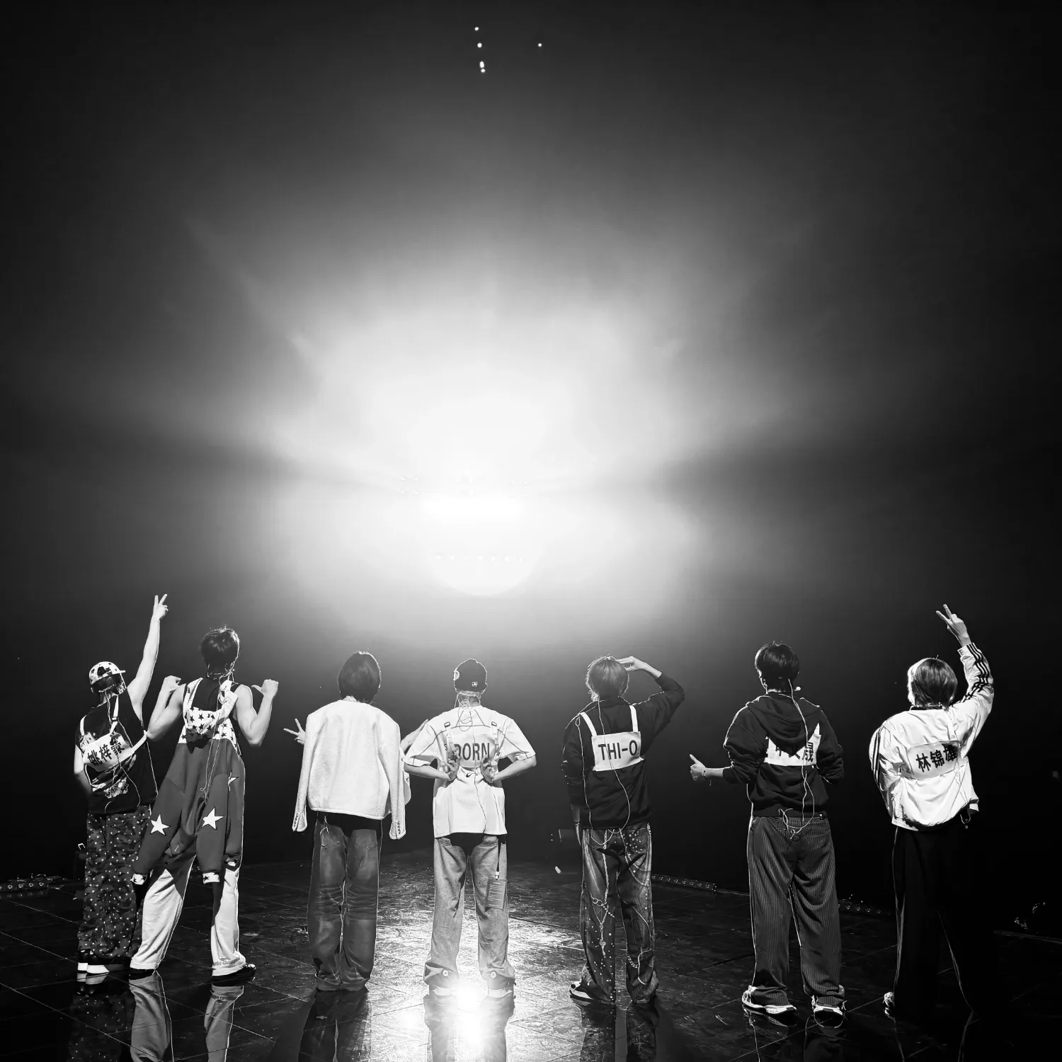 A moment captured by NexT1DE's fan